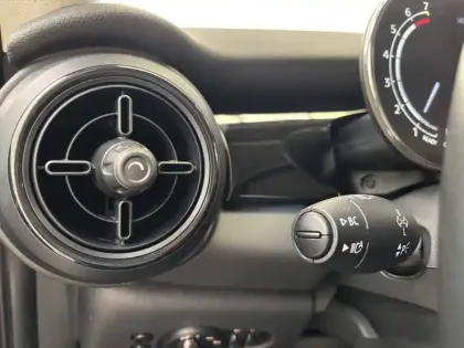 Photo 40 Mini Mini Hatch 3 Portes Cooper 136 ch DKG7