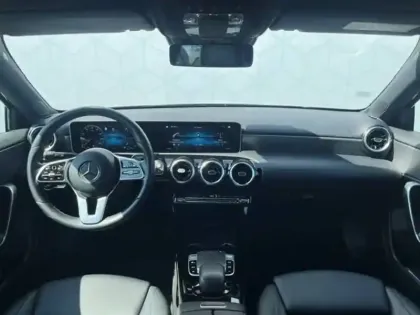 Photo 5 Mercedes Classe A  180 d 7G-DCT