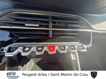 Photo 19 Peugeot 2008  PureTech 100 S&S BVM6