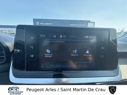 Photo 17 Peugeot 2008  PureTech 100 S&S BVM6