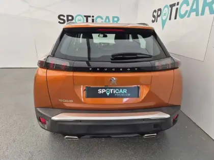 Photo 19 Peugeot 2008  PureTech 130 S&S BVM6