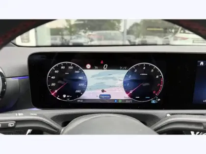 Photo 30 Mercedes Classe A 180 AMG Line