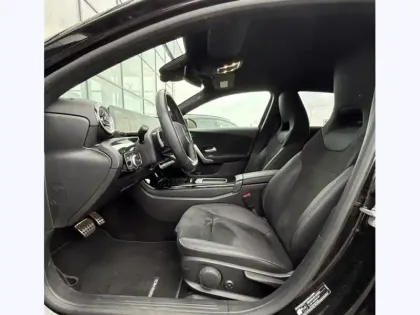 Photo 26 Mercedes Classe A 180 AMG Line