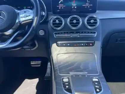 Photo 11 Mercedes GLC  300de 4MATIC SUV AMG Line