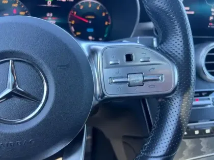 Photo 14 Mercedes GLC  300de 4MATIC SUV AMG Line