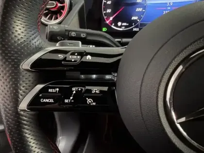 Photo 12 Mercedes GLA 250 e Hybrid EQ AMG Line