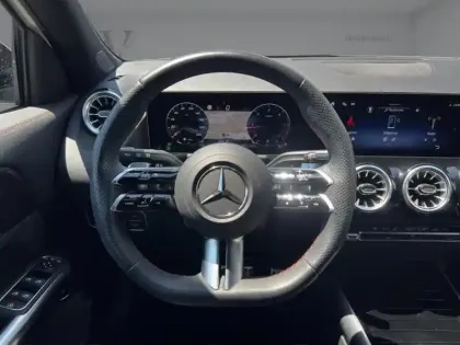 Photo 11 Mercedes GLA 200 d AMG Line