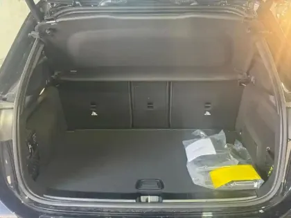 Photo 13 Mercedes GLA 200 d Edition 140