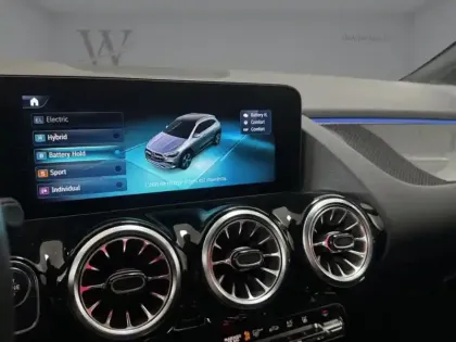 Photo 13 Mercedes GLA 250 e Hybrid EQ AMG Line