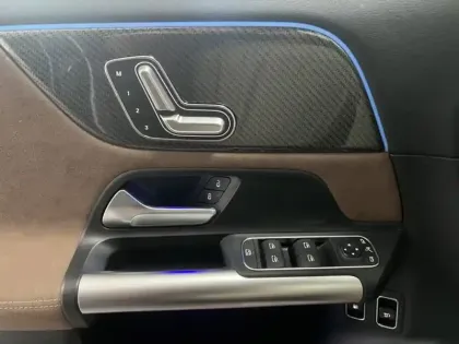 Photo 19 Mercedes GLA 250 e Hybrid EQ AMG Line