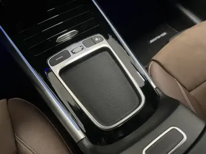 Photo 16 Mercedes GLA 250 e Hybrid EQ AMG Line