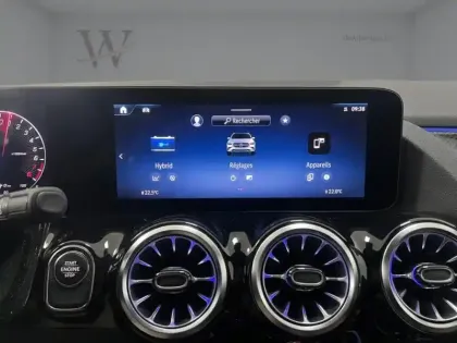 Photo 14 Mercedes GLA 250 e Hybrid EQ AMG Line