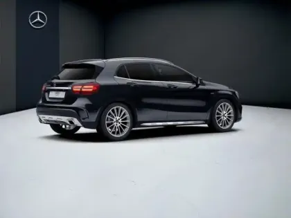 Photo 35 Mercedes GLA 200 Sport Edition