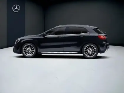 Photo 33 Mercedes GLA 200 Sport Edition