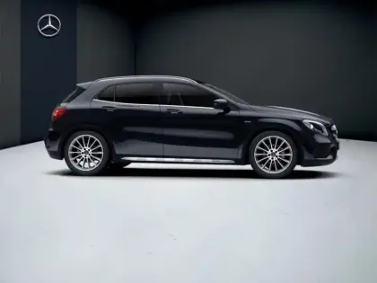 Photo 16 Mercedes GLA 200 Sport Edition