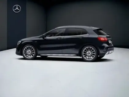 Photo 32 Mercedes GLA 200 Sport Edition