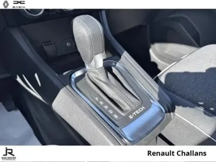Photo 5 Renault Captur  1.6 E-Tech hybride 145ch Techno