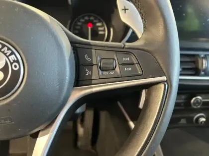 Photo 10 Alfa Romeo Stelvio  2.2 Diesel 190ch Executive AT8 MY19
