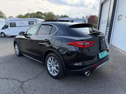 Photo 16 Alfa Romeo Stelvio  2.2 Diesel 190ch Executive AT8 MY19