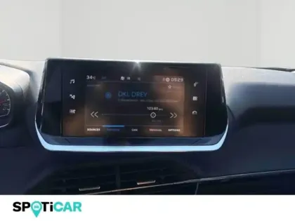Photo 14 Peugeot 2008  1.2 PureTech 100ch S&S Style