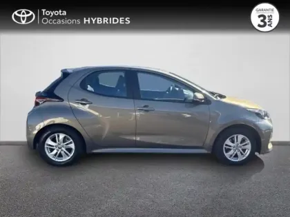 Photo 8 Toyota Yaris  116h Dynamic Business + Programme Toyota Experience 5p MC24