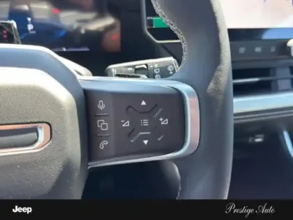 Photo 12 Jeep Compass  1.6 Turbo T4 225ch e-Hybrid Plug-in Summit BVR7