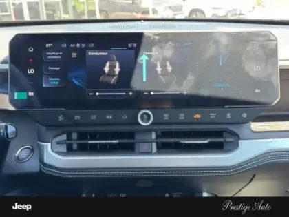 Photo 11 Jeep Compass  1.6 Turbo T4 225ch e-Hybrid Plug-in Summit BVR7