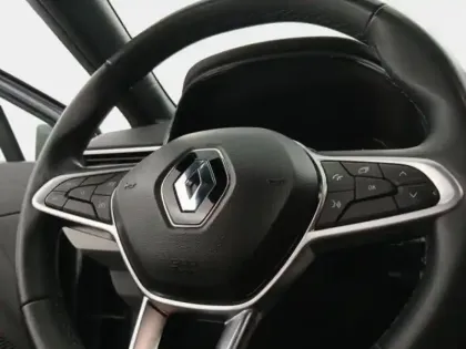 Photo 14 Renault Clio  1.6 E-Tech hybride 145ch Techno