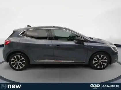 Photo 5 Renault Clio  1.6 E-Tech hybride 145ch Techno
