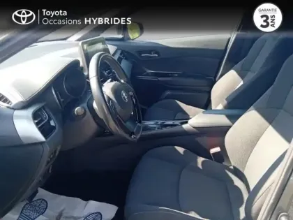 Photo 5 Toyota C-HR  122h Design 2WD E-CVT RC18