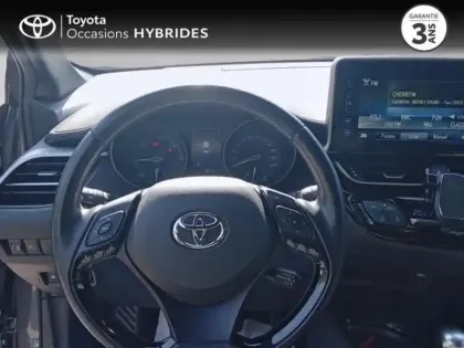 Photo 8 Toyota C-HR  122h Design 2WD E-CVT RC18