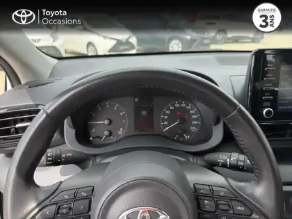 Photo 12 Toyota Yaris  70 VVT-i Dynamic 5p MY22