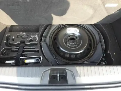 Photo 9 Renault Clio  1.6 E-Tech 145ch full hybrid Evolution - 24
