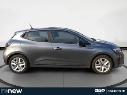 Photo 5 Renault Clio  1.6 E-Tech 145ch full hybrid Evolution - 24