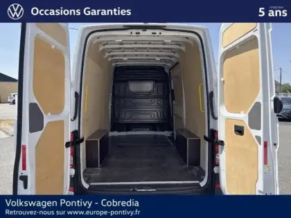 Photo 11 Volkswagen Crafter  Fg 35 L3H3 2.0 TDI 140ch Business Traction