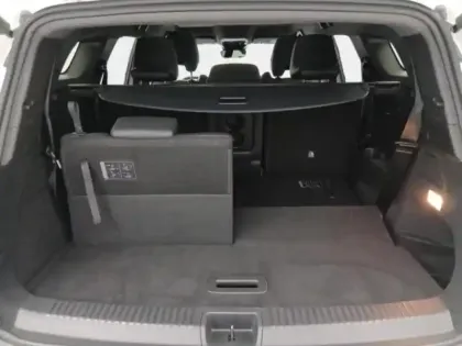 Photo 8 Renault Espace  1.2 E-Tech full hybrid 200ch esprit Alpine