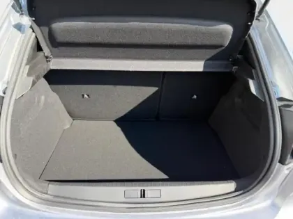 Photo 8 Peugeot 208  1.2 100ch S&S Style