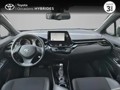 Photo 7 Toyota C-HR  2.0 Hybride 184ch Design Ultimate E-CVT