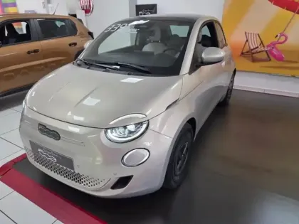 Photo Fiat 500 Giorgio Armani C. Ed