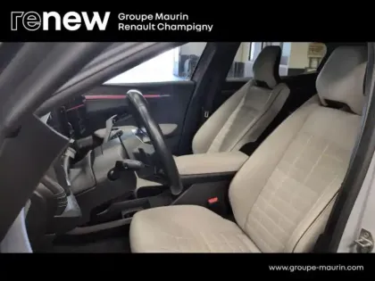 Photo 9 Renault Megane  E-Tech Electric EV60 220ch Iconic super charge -C