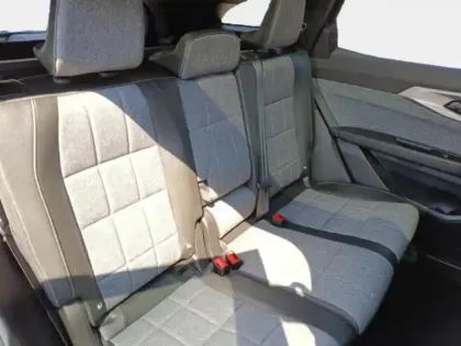 Photo 11 Renault Espace  1.2 E-Tech full hybrid 200ch Techno 5 places - 24