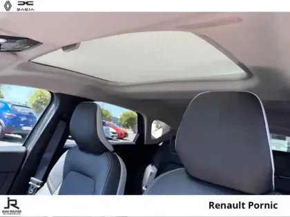 Photo 14 Renault Captur  1.6 E-Tech hybride 145ch Intens -21