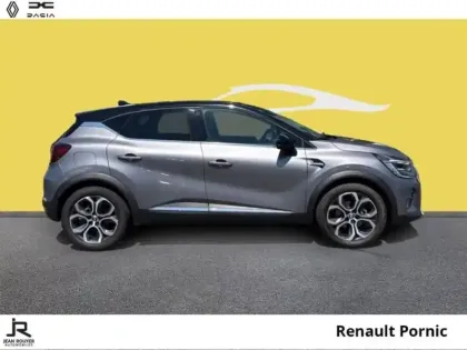 Photo 12 Renault Captur  1.6 E-Tech hybride 145ch Intens -21
