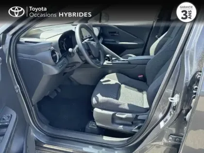 Photo 10 Toyota C-HR  Hybride NG 140ch Dynamic