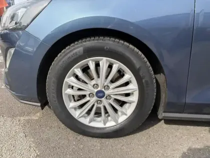 Photo 8 Ford Focus  SW 1.5 EcoBlue 120ch Titanium BVA
