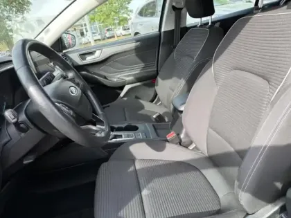 Photo 9 Ford Focus  SW 1.5 EcoBlue 120ch Titanium BVA