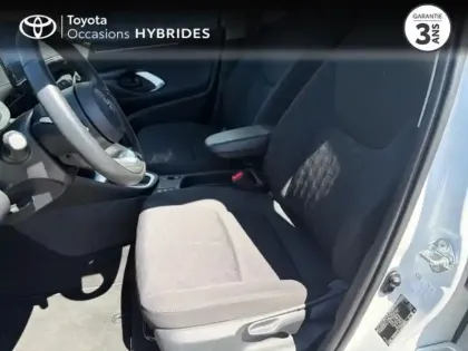 Photo 10 Toyota Yaris  116h Dynamic Business 5p + Programme Beyond Zero Academy MY22