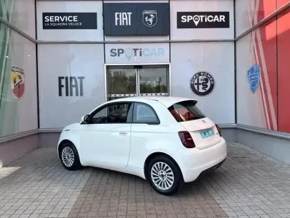 Photo 5 Fiat 500  e 95ch Action Plus