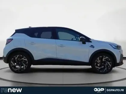 Photo 5 Renault Captur  1.8 E-Tech full hybrid 160ch esprit Alpine - 26