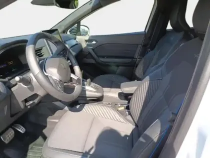 Photo 13 Renault Captur  1.8 E-Tech full hybrid 160ch esprit Alpine - 26